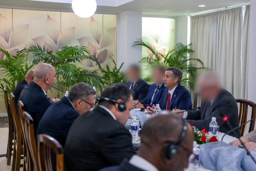 A Cuba on the brink of collapse peers into the vertigo of change imposed from the United States | International