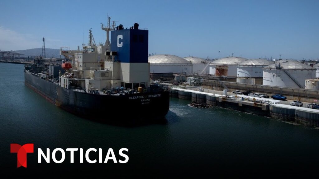 Baja el petróleo ante posible acuerdo de paz (aún no se refleja en la gasolina) | Noticias Telemundo