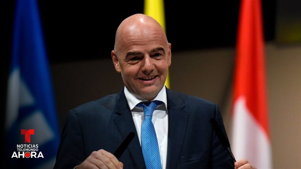 El presidente de la FIFA defiende el alto precio de los boletos para el Mundial | Noticias Telemundo