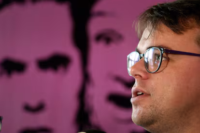 “Dijeron que mi película no existe”: Pavel Talankin, el maestro que ganó un Oscar por mostrar la propaganda escolar de Putin | Cultura