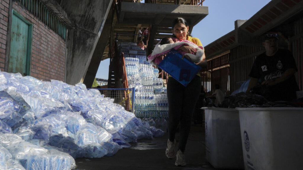 Ser madre en medio del miedo (1/4): en Colombia, “toca, a la mala, proteger a nuestros hijos”