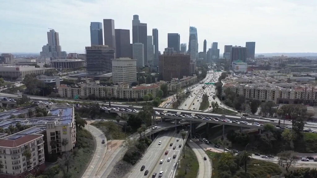 Los Ángeles: el sueño americano se vuelve imposible para miles de trabajadores – En Foco