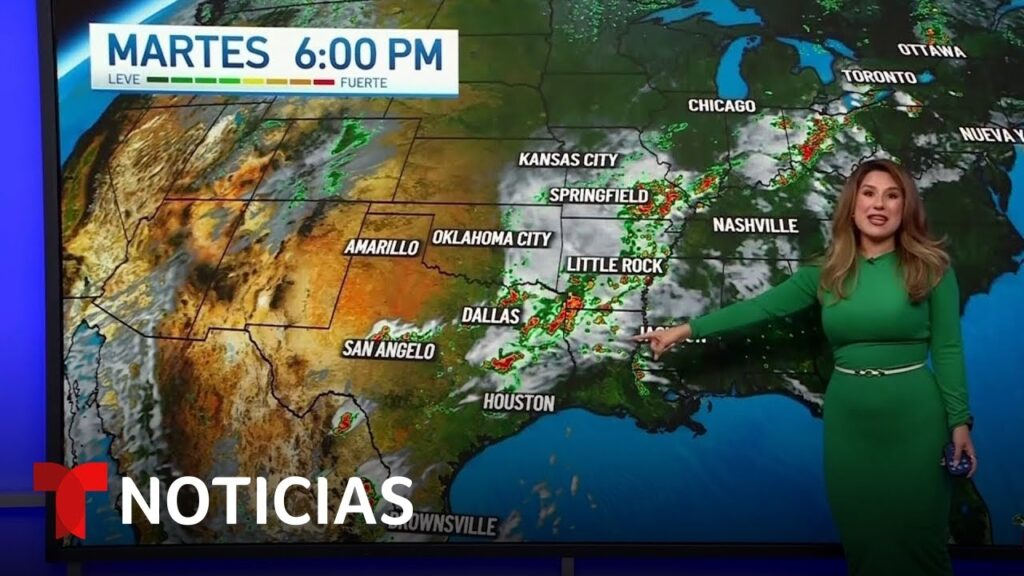 Prevén tornados, fuertes vientos y granizo de hasta una pulgada de diámetro | Noticias Telemundo