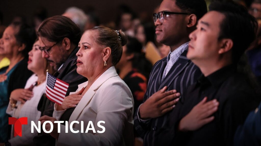 El Gobierno de Trump investiga las naturalizaciones fraudulentas | Noticias Telemundo