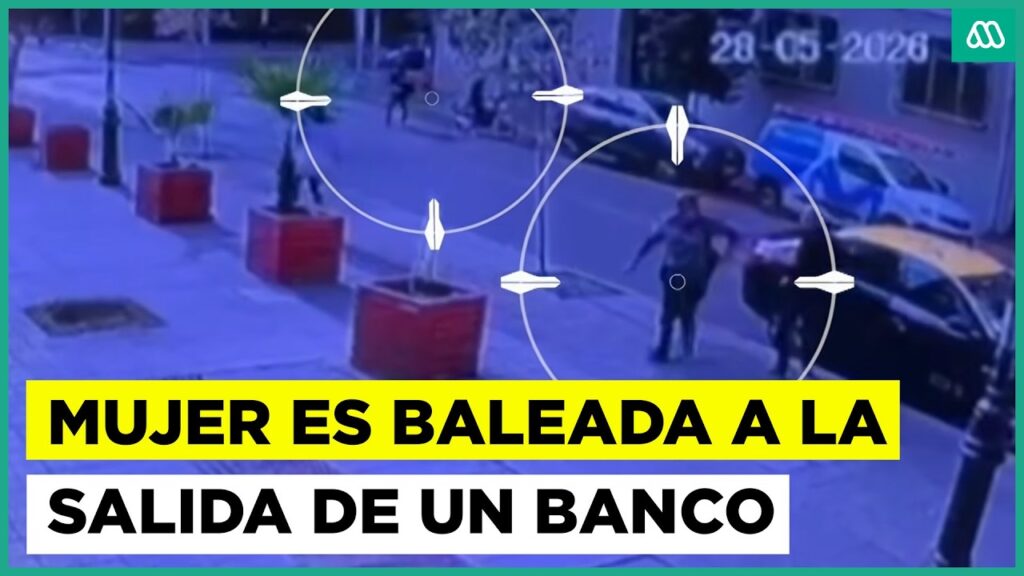 Mujer baleada en salida de banco en Santiago Centro