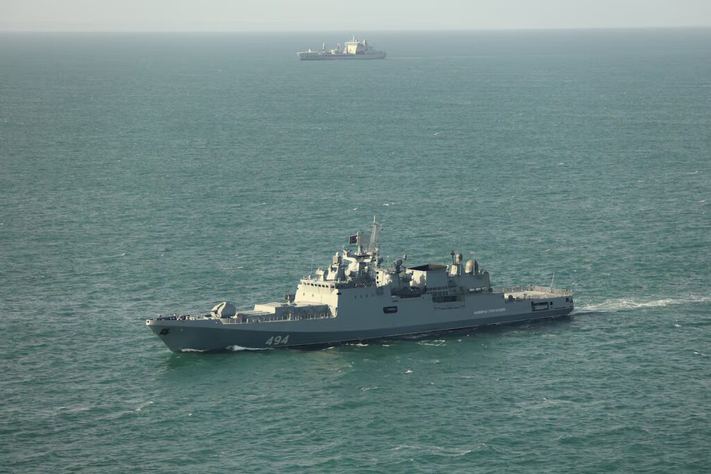 El Reino Unido investiga posibles disparos de una fragata rusa contra un yate británico | Internacional