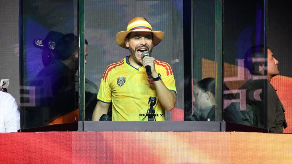 El trumpista De la Espriella gana la primera vuelta contra la izquierda de Cepeda