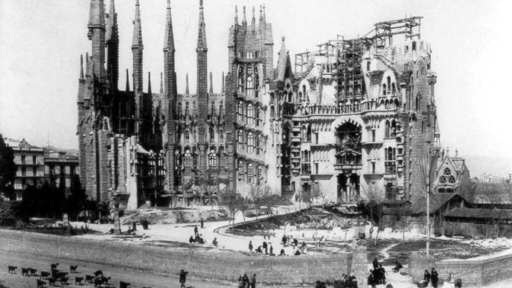 Gaudí, sobre la construcción de la Sagrada Família: “El amo de la obra no tiene prisa”