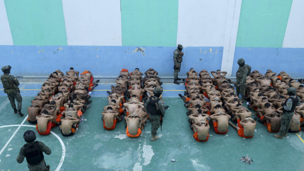Muerte y tortura: ¿un modelo penitenciario de gobiernos derechistas en Latinoamérica? – En Contexto