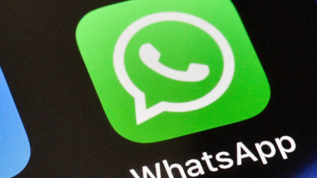 La UE exige a Meta abrir WhatsApp a chatbots rivales y amenaza con multas millonarias – Economía
